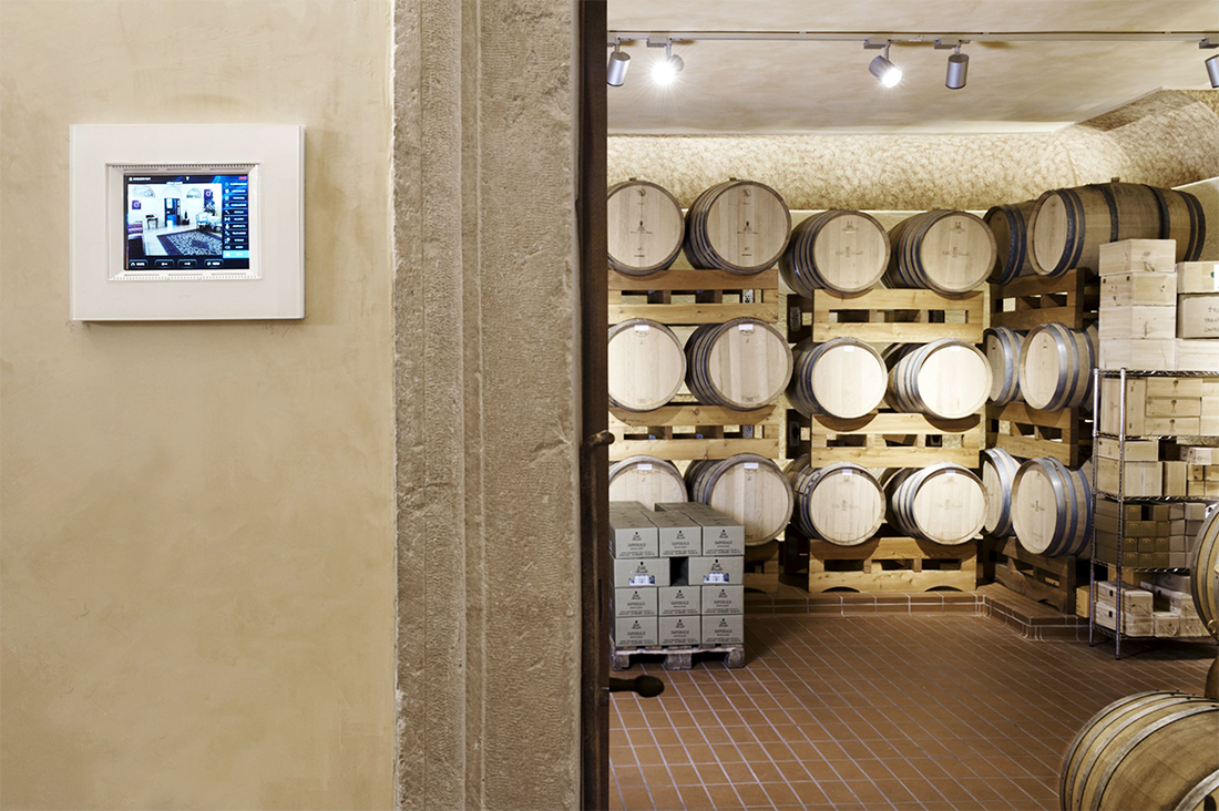 Touch Screen for Wine cellars supervision