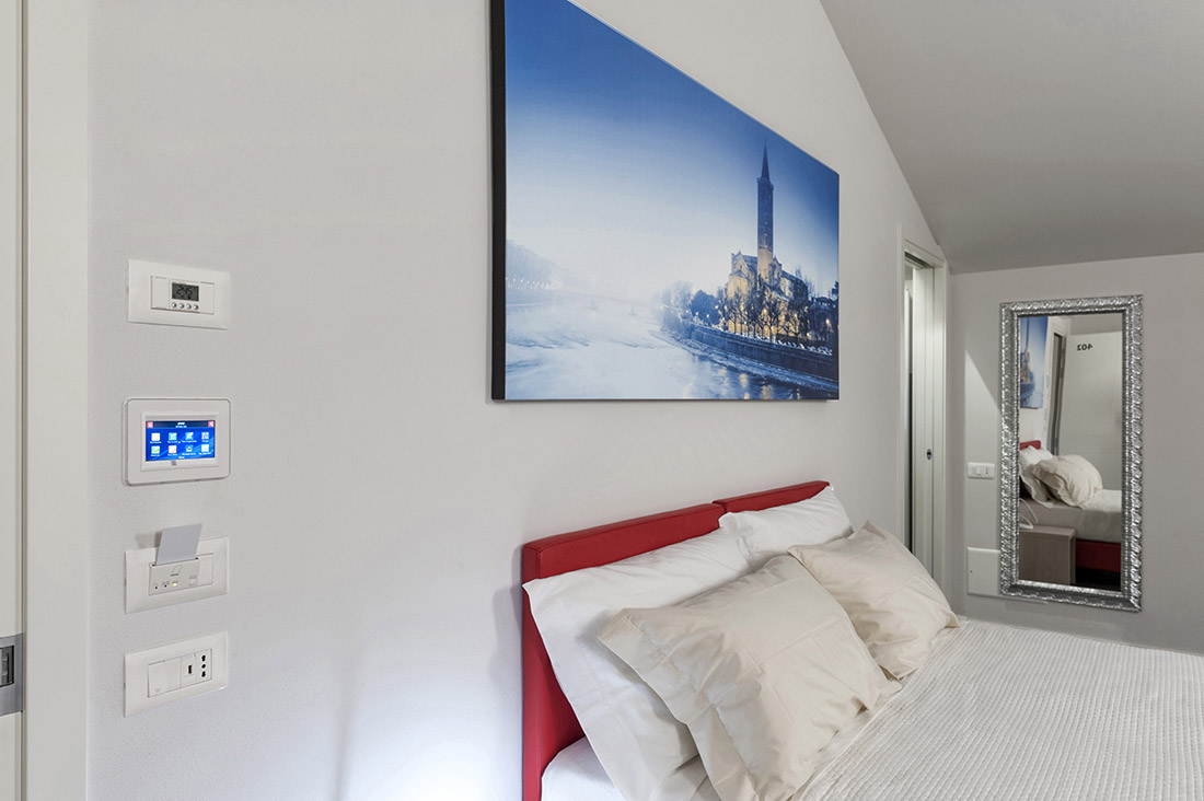 Mini Touch Screen for hotel room – StraVagante Hostel, Verona